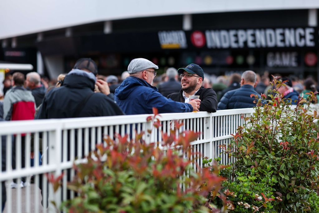 Fan Snaps from Plymouth win! Bristol City FC
