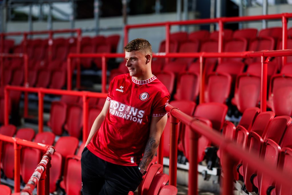 Pring signs new deal - Bristol City FC