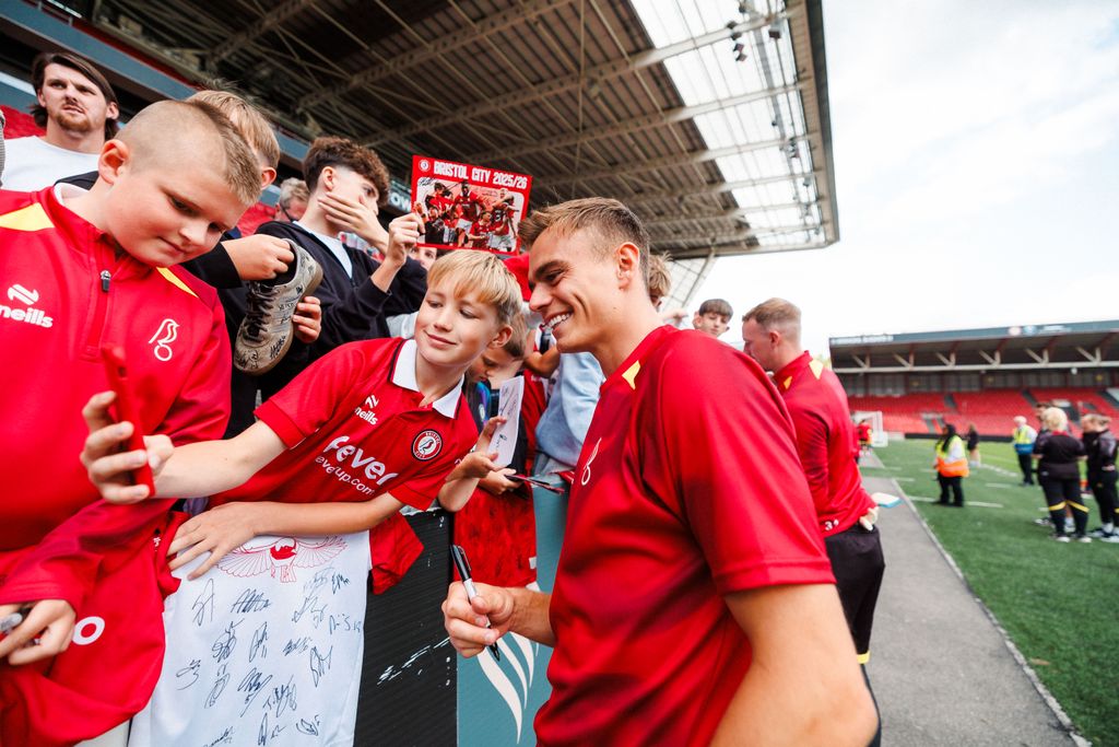 Robins TV livestreaming for 2023/24 - Bristol City FC