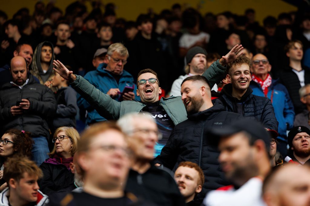 Fan Gallery: City at Deepdale - Bristol City FC